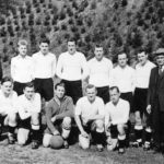 098 SVO Fußballe mit Vorstand Biniossek und Abteilungsleitr Gottfried Baur (links)