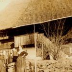 141 Wohnhaus Kaiser und Bewohner auf Grünach 1926