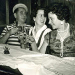 416 Fasnet um 1955 Philipp Harter mit Frau und Hilde Rauber, geb. Haas